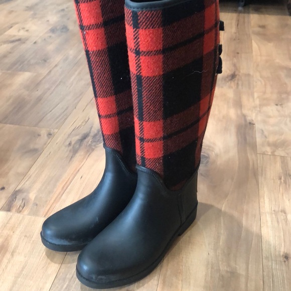 red and black plaid rain boots